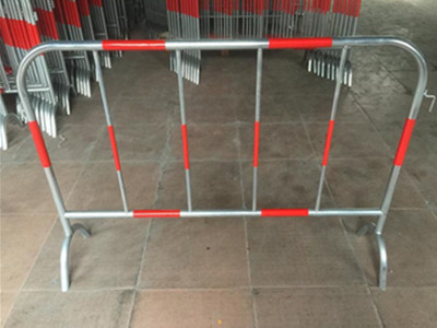 為山東用戶服務的紅星PYZ1750*1750圓錐式破碎機