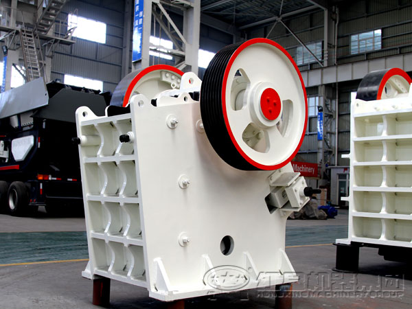  顎式破碎機(jī)