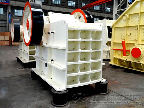 顎式破碎機(jī) 顎式破碎機(jī)