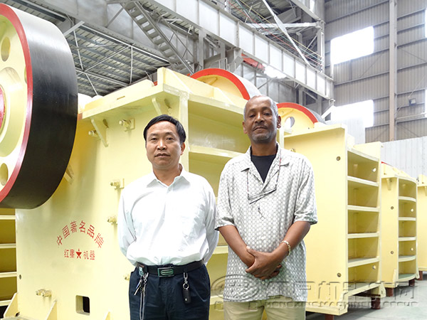 鄂式破碎機(jī)國際合作