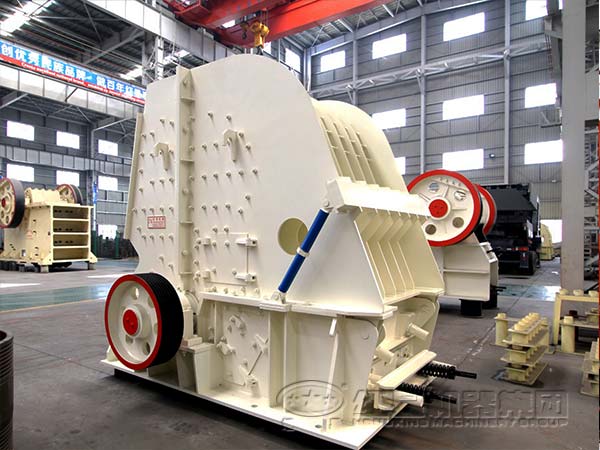 反擊式破碎機(jī)