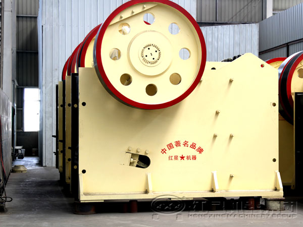 鄂式破碎機(jī)