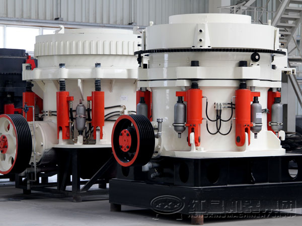 鐵礦石圓錐式破碎機(jī)廠(chǎng)家車(chē)間