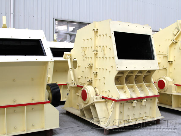 反擊式破碎機(jī)