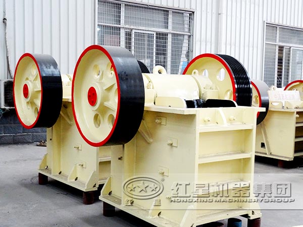 石英石破碎機(jī)-顎破機(jī)