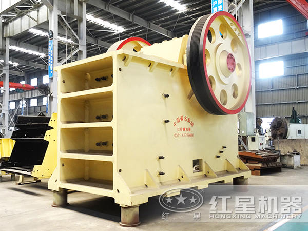 鄂式破碎機 鄂式破碎機