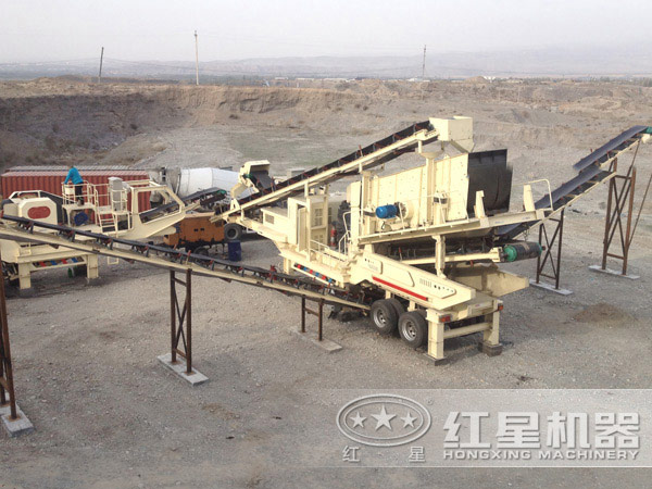 時(shí)產(chǎn)150噸青石輪胎移動(dòng)破碎站