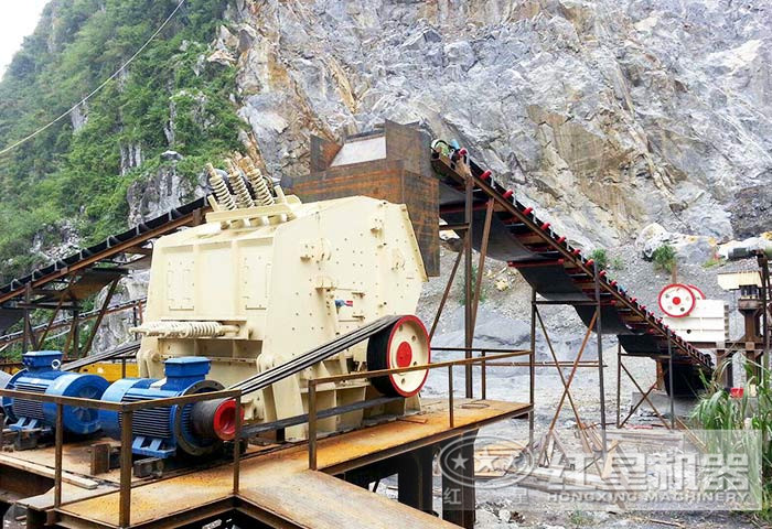 PF1010可逆反擊式破碎機(jī)加工現(xiàn)場(chǎng)