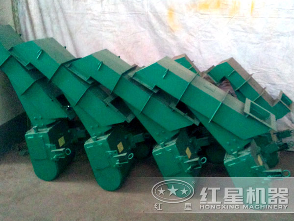 電磁振動(dòng)給料機(jī)生產(chǎn)廠家車(chē)間