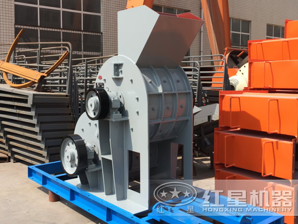 新型雙級破碎機(jī)廠家