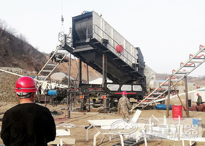 時產(chǎn)40-400噸移動磕石機(jī)投資前景廣闊