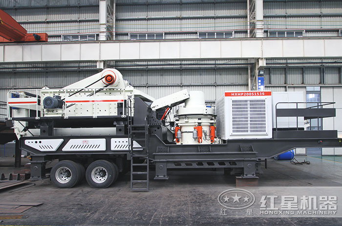 時(shí)產(chǎn)100噸的移動(dòng)式石子破碎機(jī)