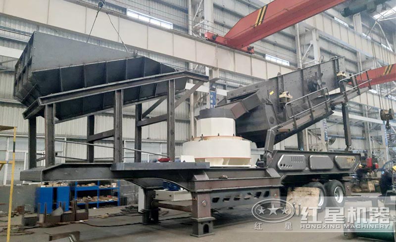 紅星移動式石粉制沙機生產(chǎn)車間——用心打造高品質(zhì)設備