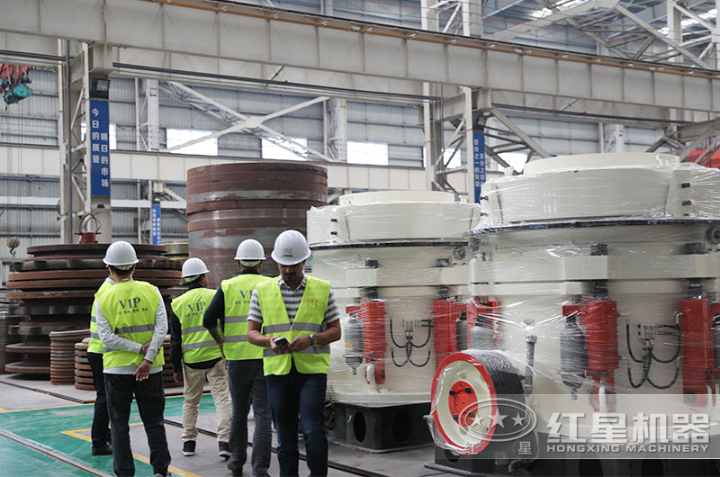用戶(hù)來(lái)紅星廠(chǎng)區(qū)實(shí)地考察