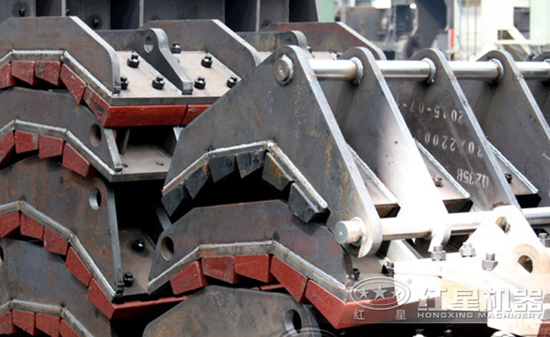 紅星錘式破碎機反擊板——選材好，耐磨性高