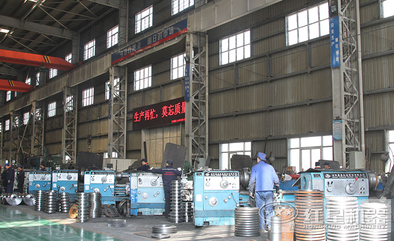 紅星智能化生產(chǎn)車間，用心專注于每一道工序