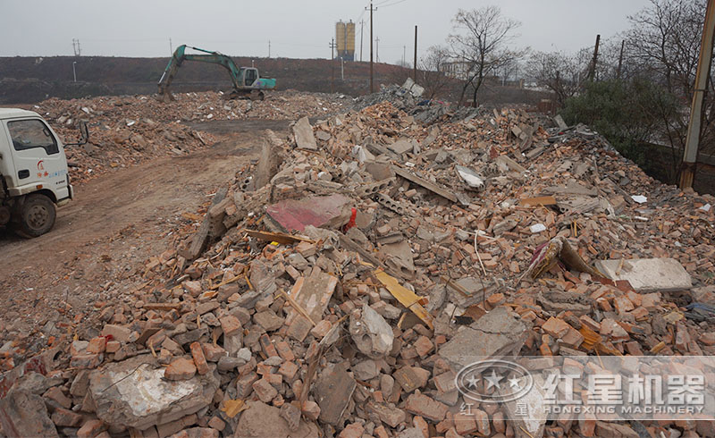 建筑垃圾大量堆積——不合理處置，危害多多