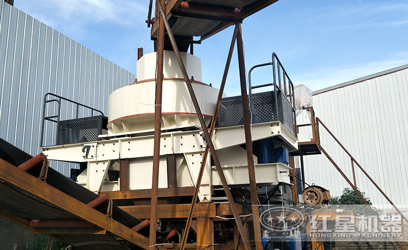 制砂機(jī)生產(chǎn)線現(xiàn)場(chǎng)