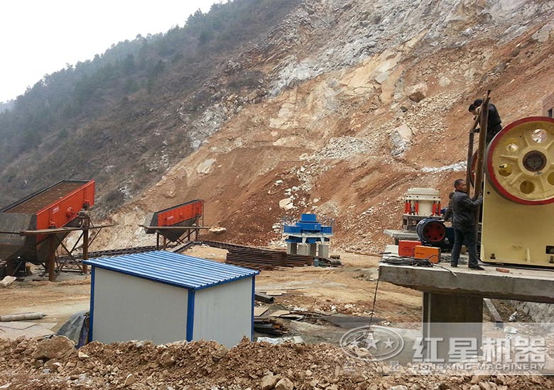 紅星山石制砂生產(chǎn)線現(xiàn)場