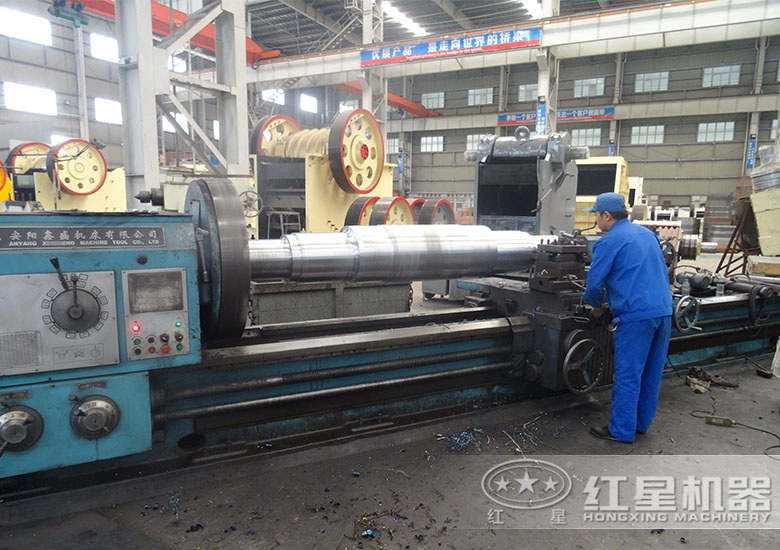 紅星大型現(xiàn)代化生產(chǎn)車間一角——實(shí)力廠家鑄造高品質(zhì)設(shè)備