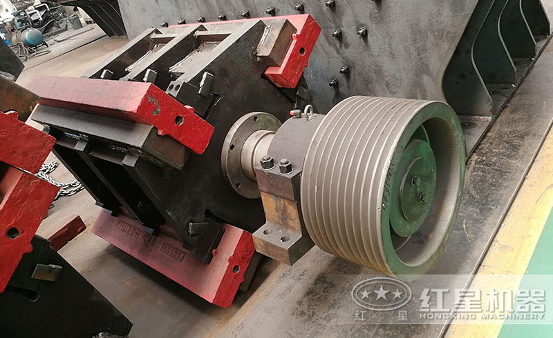 紅星破碎機(jī)生產(chǎn)車(chē)間——錘破機(jī)轉(zhuǎn)子