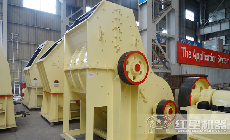 高濕度物料破碎選雙級破碎機，高產(chǎn)運轉(zhuǎn)、不黏結(jié)