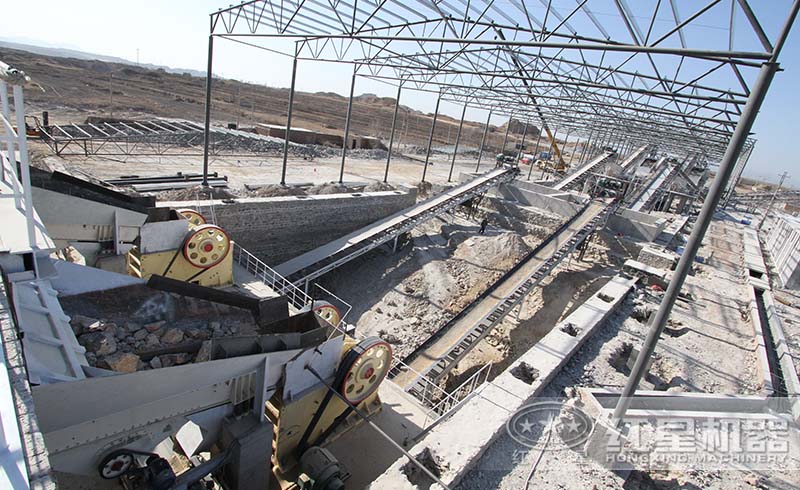 紅星顎式破碎機生產線現(xiàn)場