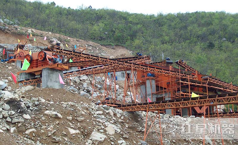 紅星鄂式破碎機生產線現(xiàn)場