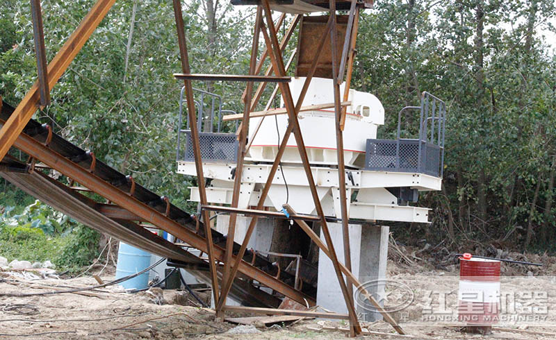 紅星徐州用戶制砂生產(chǎn)線現(xiàn)場(chǎng)