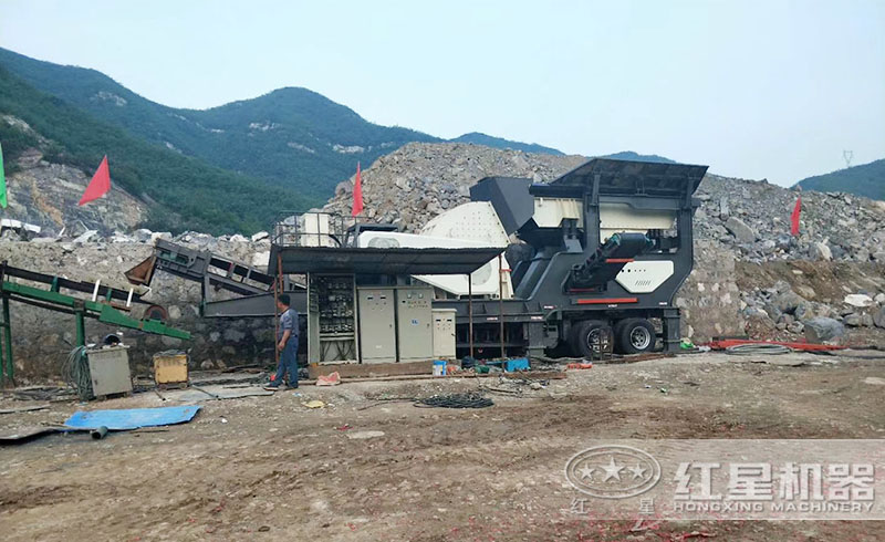 紅星移動式錘破機碎石現(xiàn)場 紅星移動式錘破機碎石現(xiàn)場