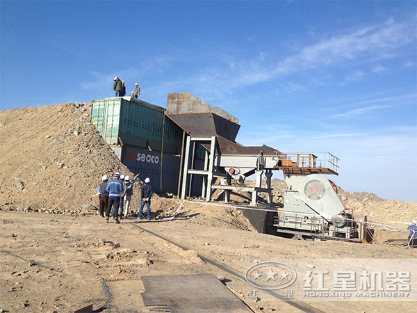 顎式破碎機生產(chǎn)線現(xiàn)場