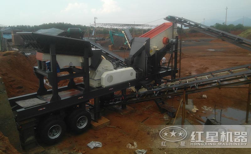 山西時產(chǎn)200噸的煤矸石移動式破碎生產(chǎn)線