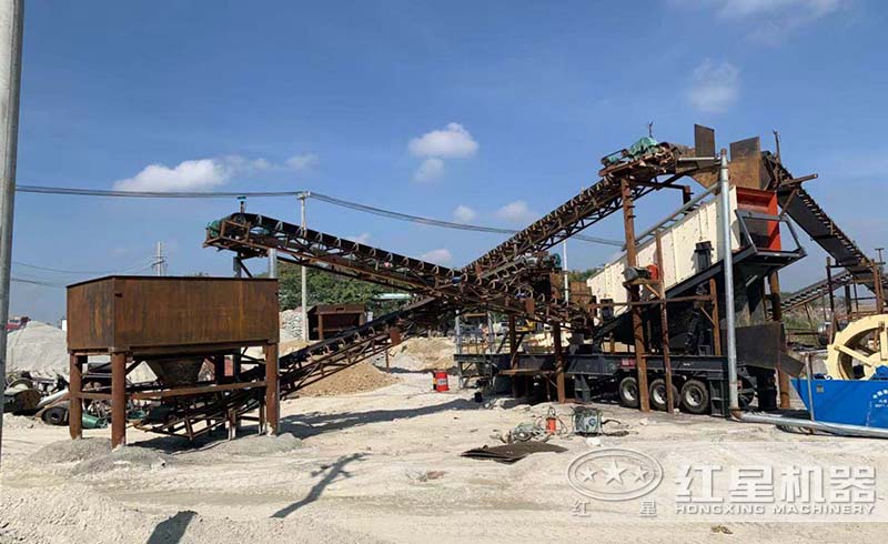 河北用戶移動式砂石破碎現(xiàn)場
