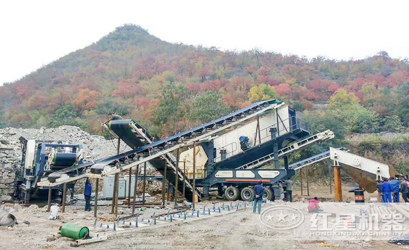 紅星移動(dòng)式石料破碎現(xiàn)場(chǎng)