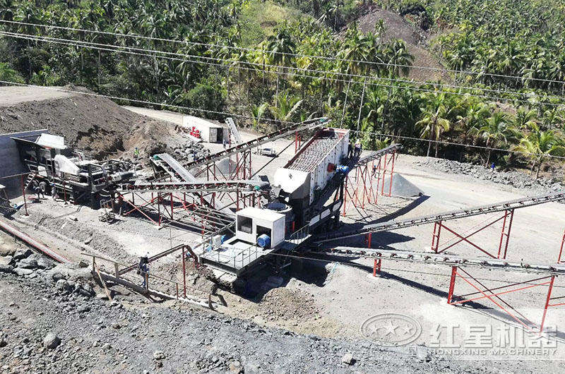 顎式移動(dòng)破和圓錐移動(dòng)破現(xiàn)場(chǎng)