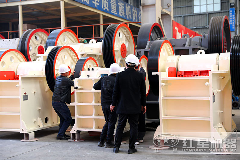 用戶參觀現(xiàn)場實拍圖