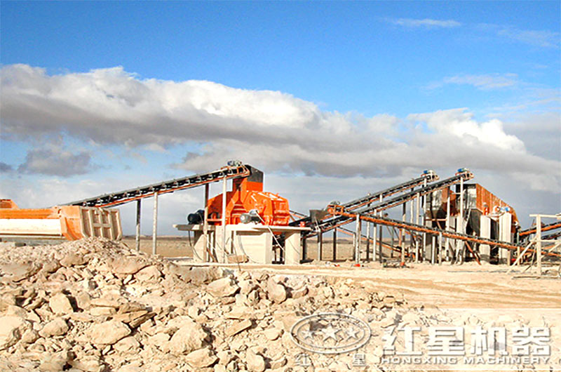 反擊式破碎機生產(chǎn)現(xiàn)場實拍