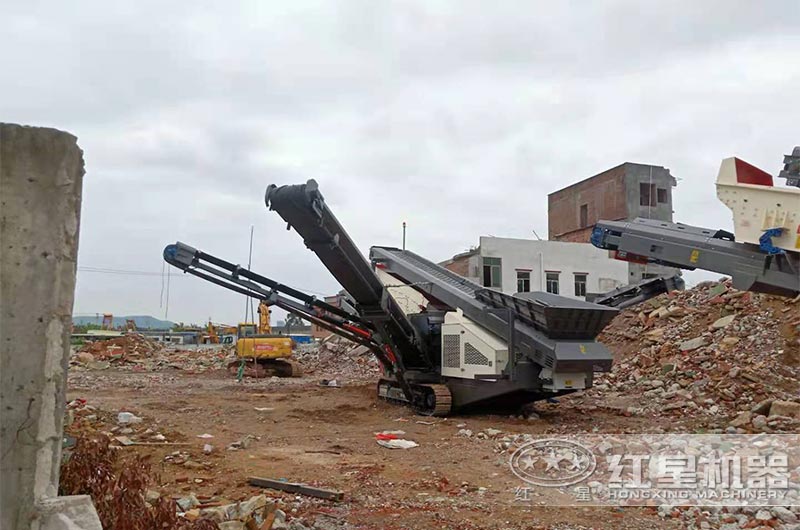 移動式建筑垃圾破碎生產(chǎn)線現(xiàn)場 移動式建筑垃圾破碎生產(chǎn)線現(xiàn)場