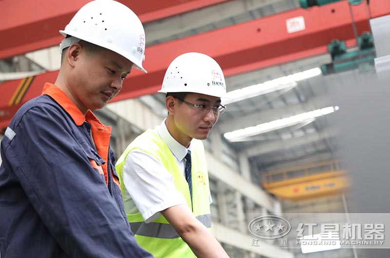 選擇復(fù)合式破碎機(jī)生產(chǎn)廠家要謹(jǐn)慎 選擇復(fù)合式破碎機(jī)生產(chǎn)廠家要謹(jǐn)慎